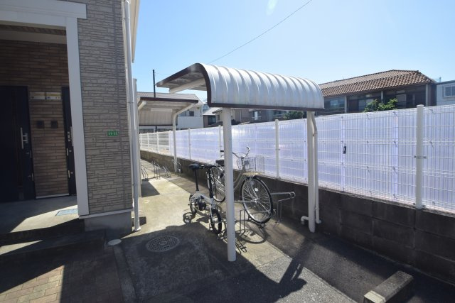 アムールのその他共用部分|駐輪場付き