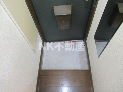 【玄関】 | ハイツMISHIMA（ハイツミシマ）（久宝寺口賃貸） | シンプルで使いやすい玄関です