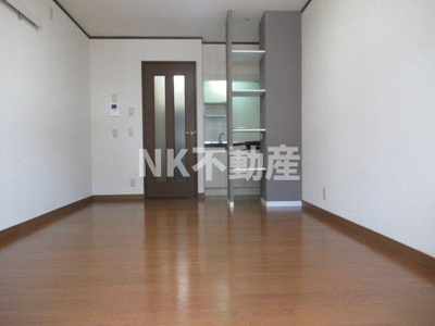 【居間・リビング】 | ハイツMISHIMA（ハイツミシマ）（久宝寺口賃貸） | 洋室です