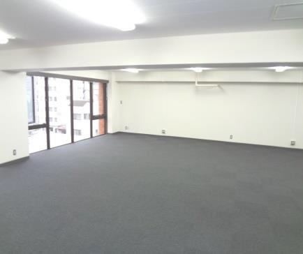 虎ノ門ミズサワビルの内装