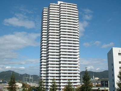 スカイステージ３３の外観