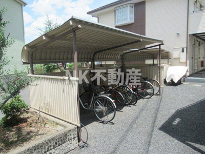 【その他】 | エステートピアナカタD棟（長瀬賃貸） | 駐輪場です