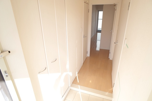 アルフォート天神の玄関