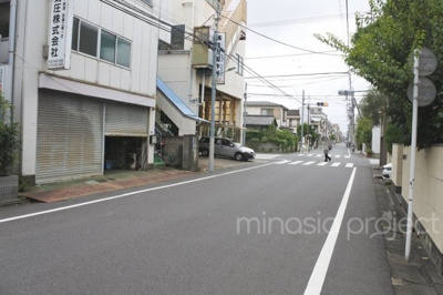 【周辺】 | ステージ新蒲田 | 前面道路は車どおりも少ないのんびりした環境です