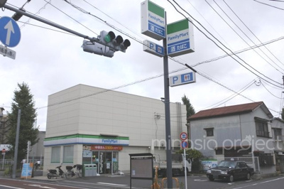 【周辺】 | ステージ新蒲田 | 最寄りのファミリーマート