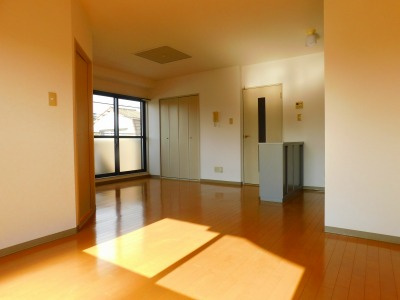 【居間・リビング】 | ダブルイーグルA棟