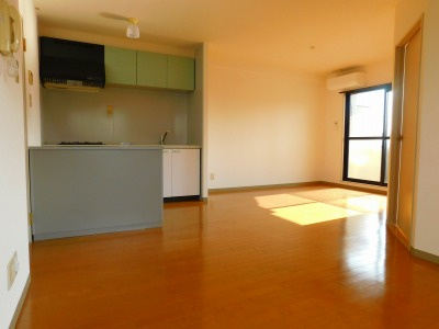 【居間・リビング】 | ダブルイーグルA棟