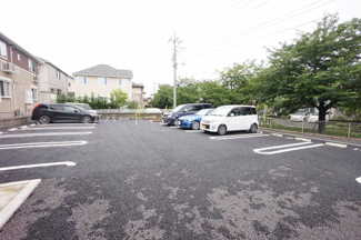 【駐車場】