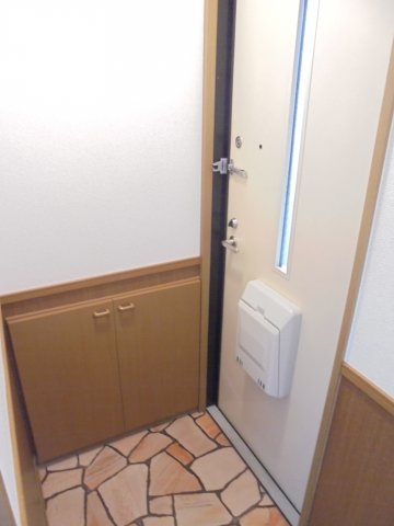 リヴィエールⅡの玄関