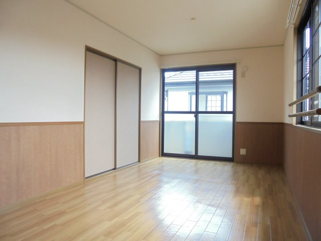 リヴィエールⅡの居間・リビング