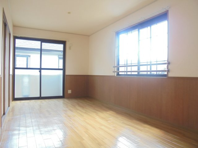 リヴィエールⅡの居間・リビング