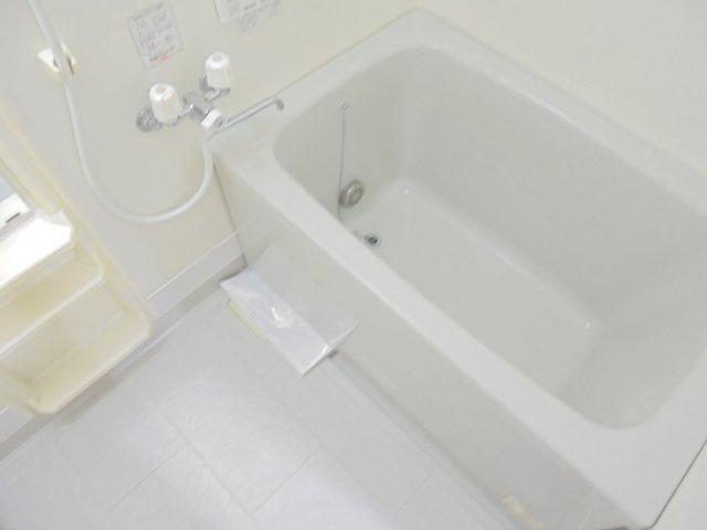 リヴィエールⅡの浴室