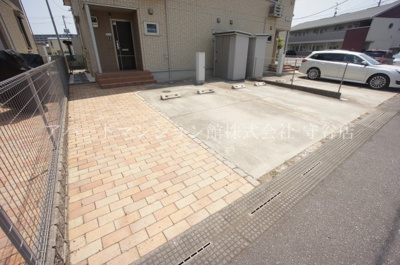 【駐車場】 | レセンテ紫峰ヶ丘G