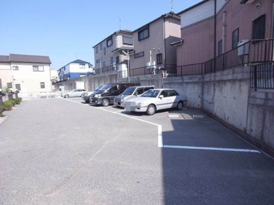 【駐車場】 | サンクヴィラージュ