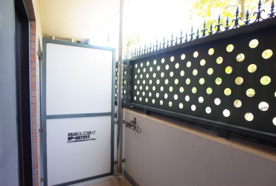 【バルコニー】 | ラッフィナート有瀬 | バルコニー