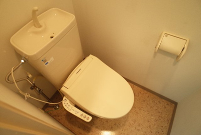 【トイレ】 | ラッフィナート有瀬 | ウォシュレット