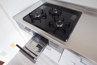 【設備】 | クレール松の内 | ３口ガスコンロ＆グリル