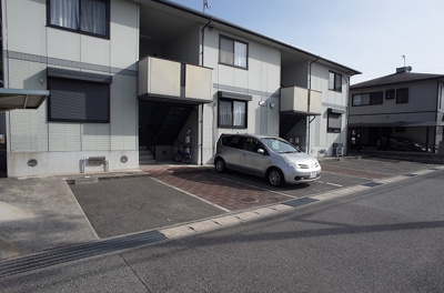 【駐車場】 | リベルテ西神戸 | 駐車場