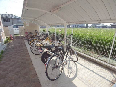 【その他共用部分】 | メゾンドエム | 駐輪場