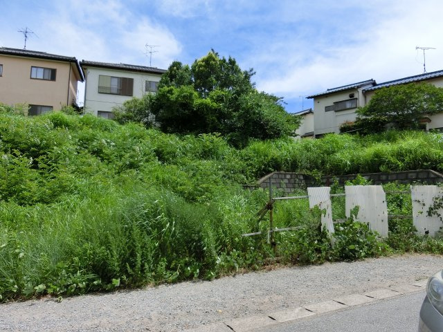 千葉市花見川区朝日ヶ丘１丁目　売地　約１７５坪の前面道路含む現地写真