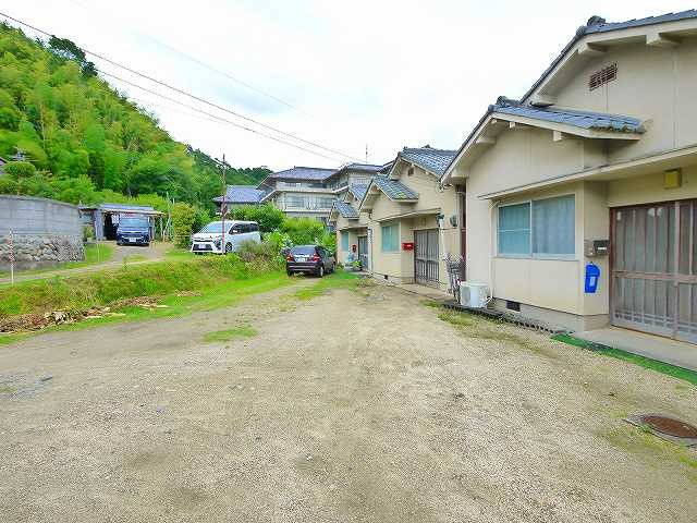 山中住宅の駐車場|駐車場です