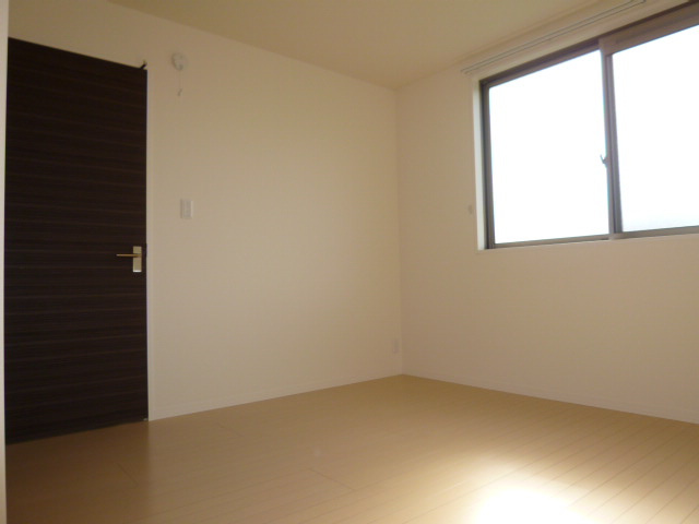 Ｈａｐｐｉｎｅｓｓの寝室|洋室