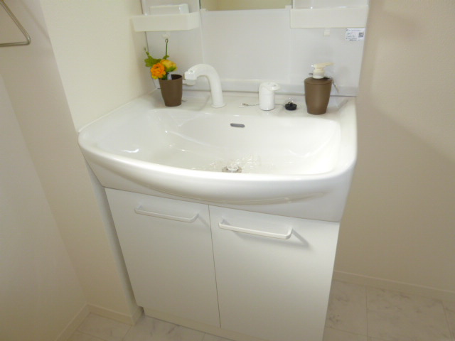 Ｈａｐｐｉｎｅｓｓの独立洗面台|洗髪洗面化粧台