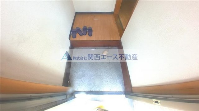 【玄関】 | 花園西町１丁目貸家