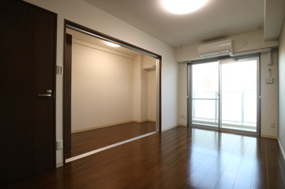 【居間・リビング】 | Falke・Ehre