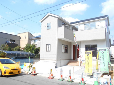 【外観】 | 春日部　米島　第１２　全2棟　１号棟　35坪　オープンハウス開催中 | 2480万から早速値段変更です。2280万円です。ローンの相談承ります。完成済みです。