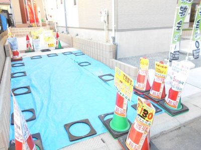 【駐車場】 | 春日部　米島　第１２　全2棟　2号棟　43坪　庭付き　オープンハウス開催中　らすと1棟 | 駐車場2台。の用意があります。1980万円に価格変更です。オープンハウス開催中。らすと1棟。