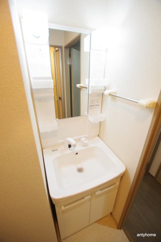 大阪謄写館ビル　仲介手数料無料の洗面所