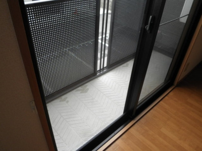 【バルコニー】 | コスモスＢ棟 | 暖かな日差しのふりそそぐバルコニー