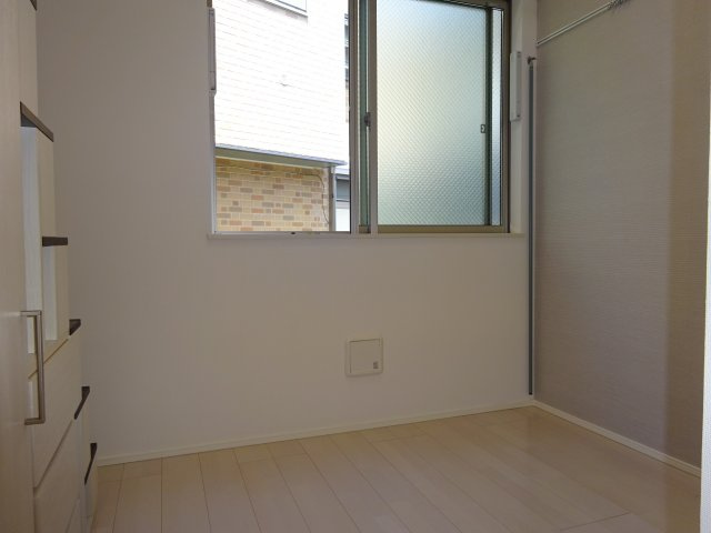 アジュール小岩の洋室