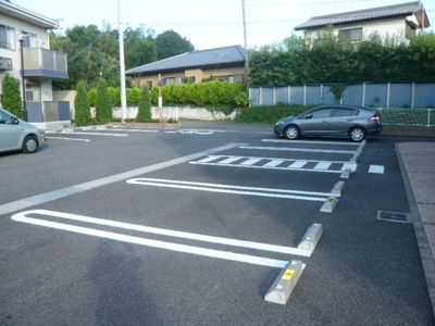 【駐車場】 | レジデンス ウエストヒルズB