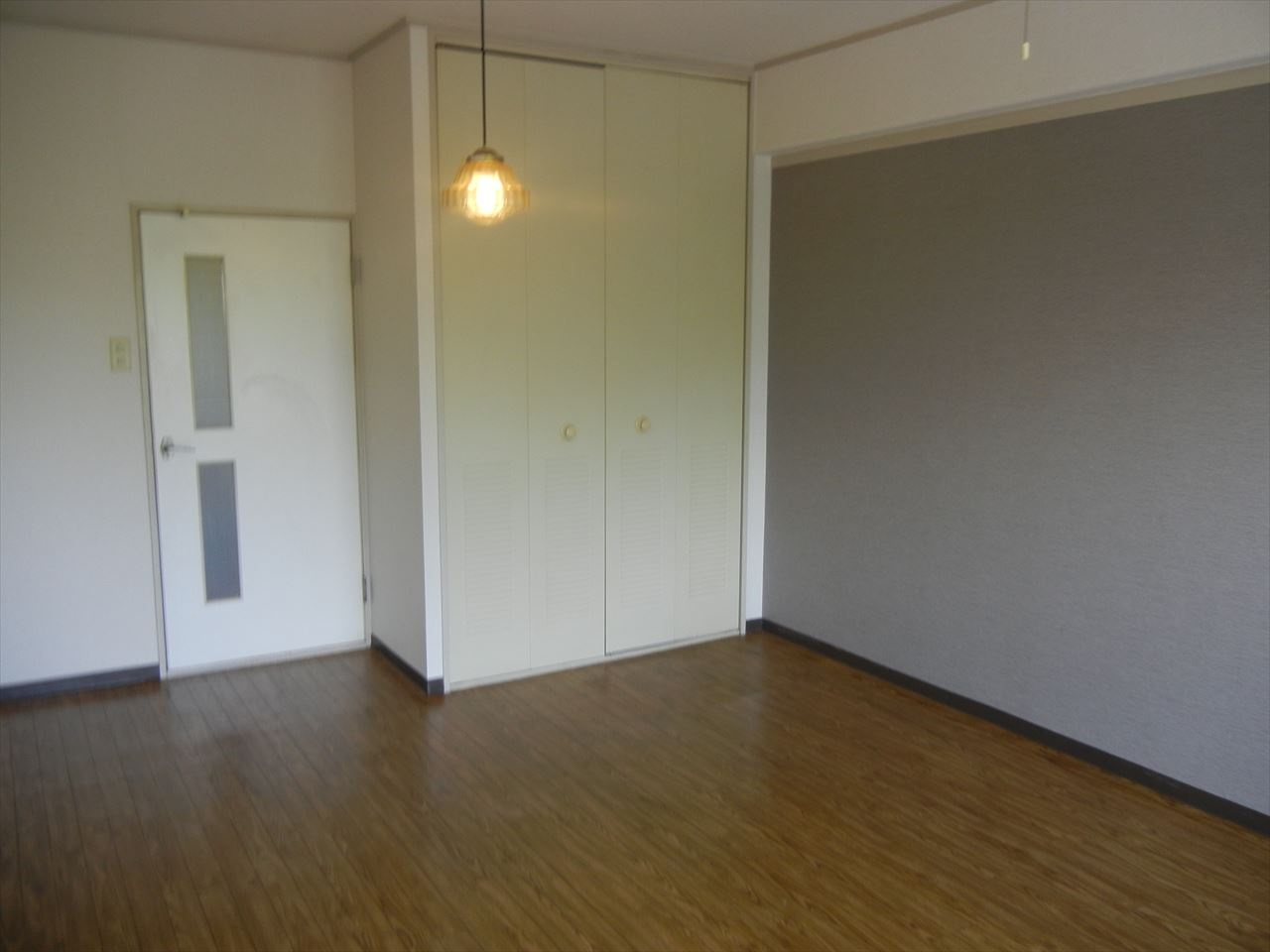 第7和興ビルの居間・リビング|第7和興ビル