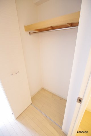 SWISS梅田東　仲介手数料無料の収納