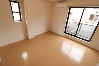 【洋室】 | アトリオ・フランＣ棟 | 使い勝手のいい洋室です