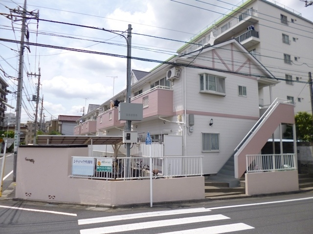 シティハイツ久米川の外観