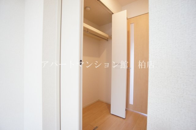 アライブ　ジュネスの収納