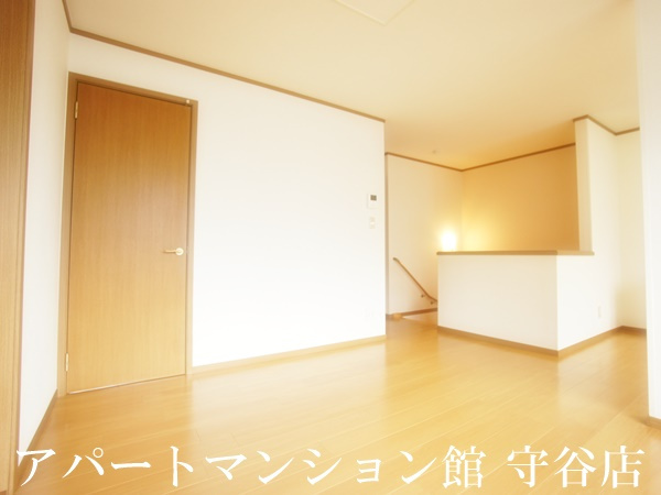 サンハイツⅡの居間・リビング