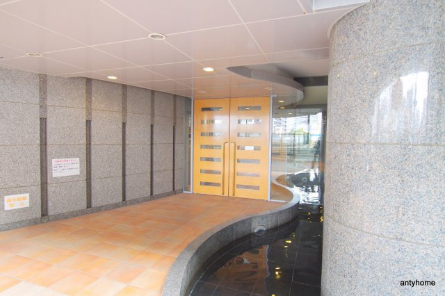 エステムコート梅田東アクアパレス　仲介手数料無料のエントランス