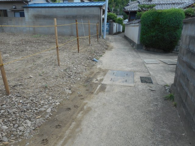 和歌山市栄谷・土地・56431の前面道路含む現地写真