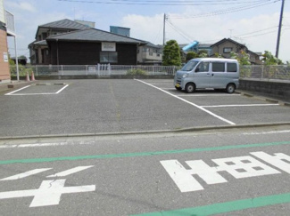 【駐車場】