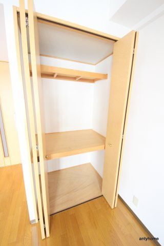 レジディア天神橋　仲介手数料無料の収納