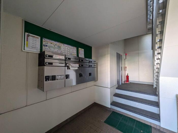 メゾン嵐山のエントランス