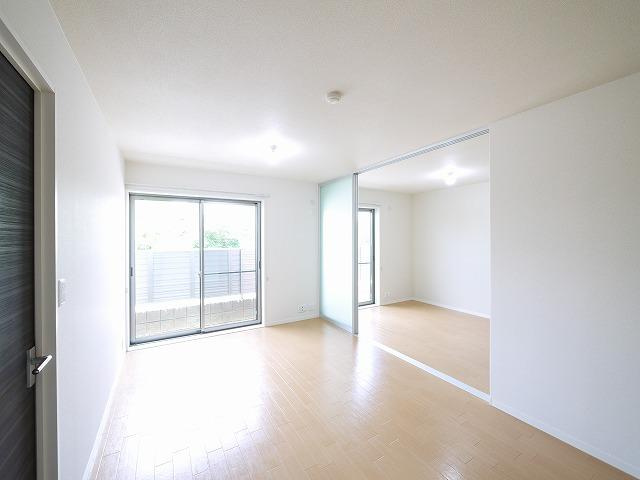 シャーメゾン恋の窪の居間・リビング|ゆったり過ごせるリビングです