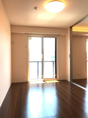 【洋室】 | ラ・ファビュラス