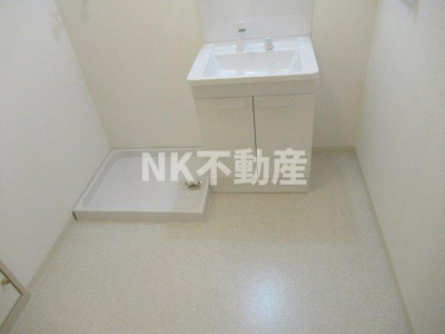 【洗面所】 | キャロル・ハイム（河内小阪賃貸） | 忙しい朝には欠かせない洗面所です