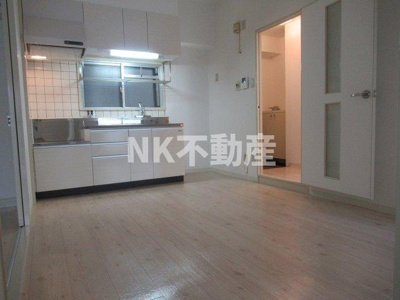 【居間・リビング】 | キャロル・ハイム（河内小阪賃貸） | ダイニングです